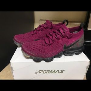 Women’s vapormax flyknit 2 size 8